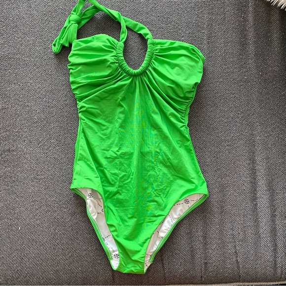 Trina Turk Other - Trina Turk One-piece swimsuit 💚